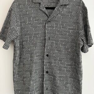 Men's Black and White Maze Camp Collar Button Up Shirt